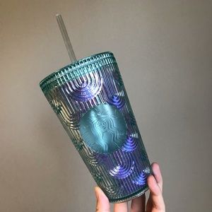 Starbucks Iridescent Mermaid Scale Tumbler Cup Grande 2022